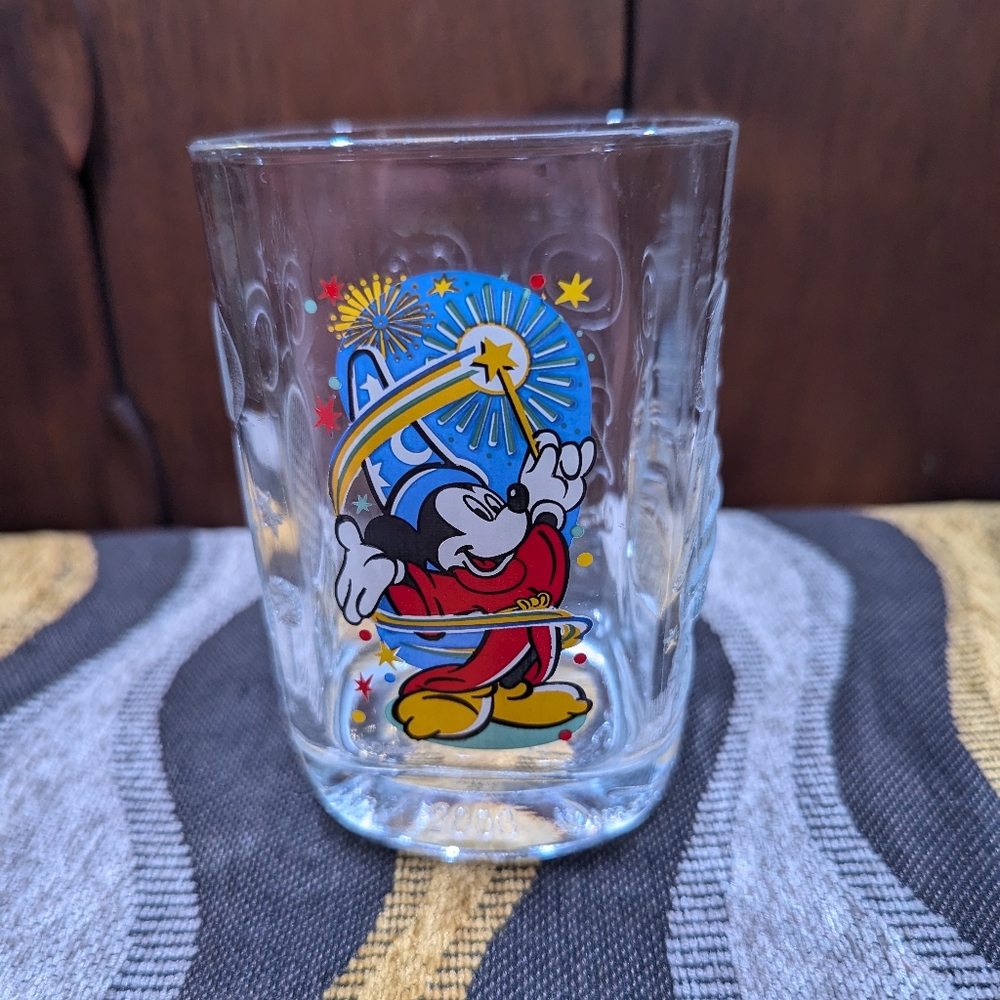Disney Y2K Walt Disney World Year 2000 McDonald's  Commemorative Glass